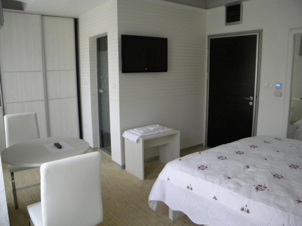 Duvet Center Hotel Σκόπια Δωμάτιο φωτογραφία